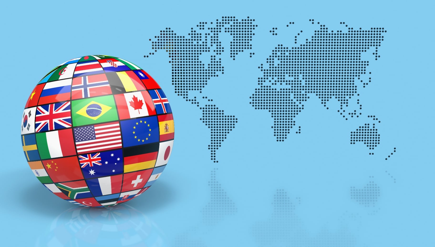 Drapeaux du monde entier avec une carte du monde à côté